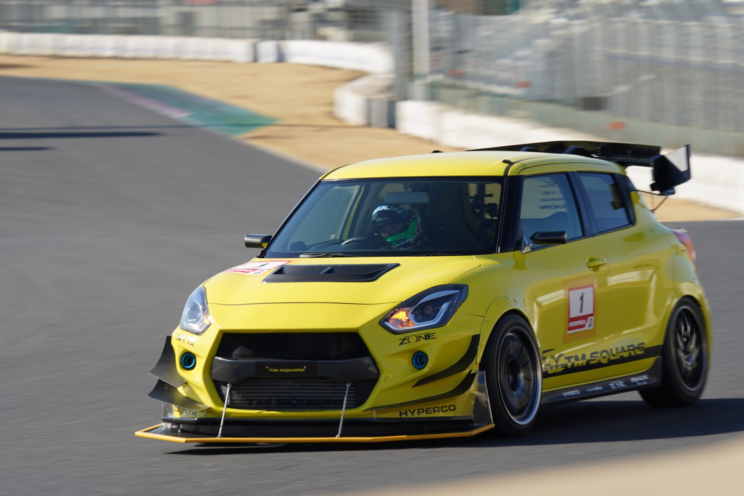 TMスクエア - A PIT AUTOBACS SHINONOME PERFORMANCE FACTORY