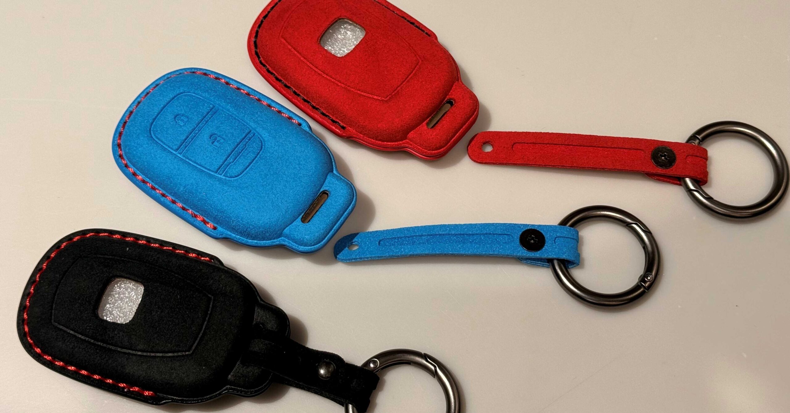 ALCANTARAキーケース