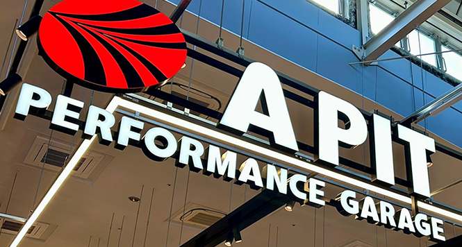 PERFORMANCE GARAGE NAGOYA