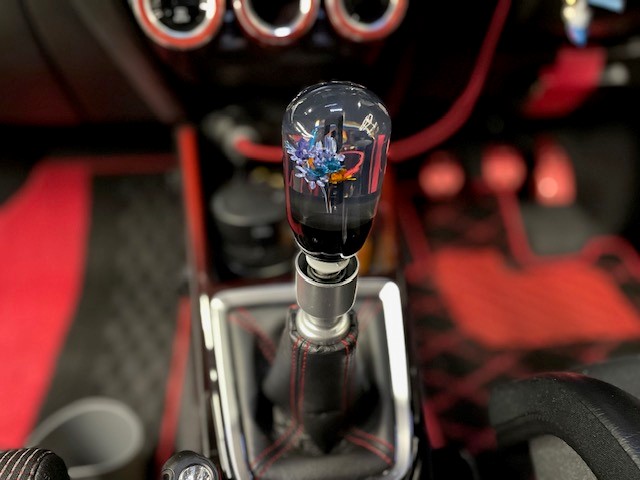 ZC33Sスイフトスポーツ トラスト水中花ノブ | A PIT AUTOBACS 