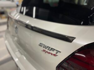 ZC33Sスイフトスポーツ　 APIT東雲オリジナル　リアゲートスポイラー スイフトスポーツ-ZC33S-APIT