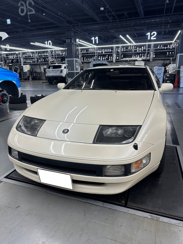 Z32にRECARO　RS-G　Rudy