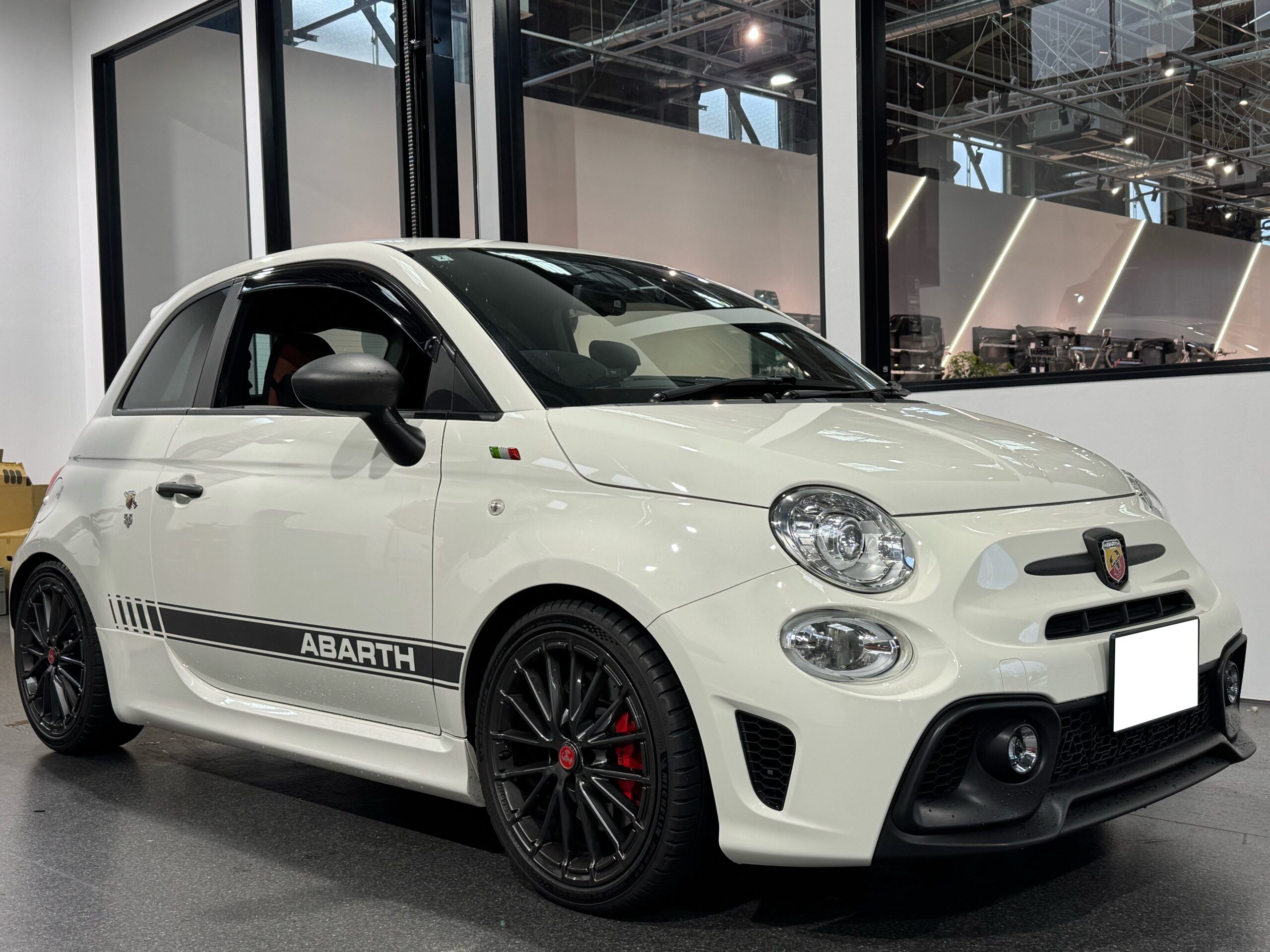 ABARTH595にBILSTEIN B14コンフォートスペック595取付け