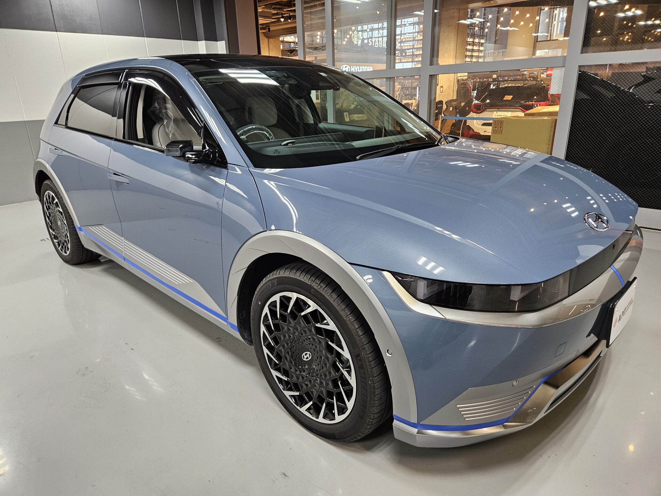 IONIQ5 × ラッピング施工