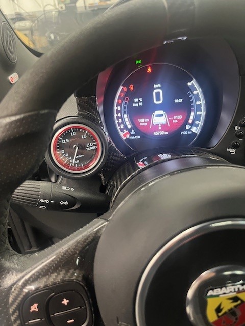 ABARTH695にDefiブーストメーター 第2弾