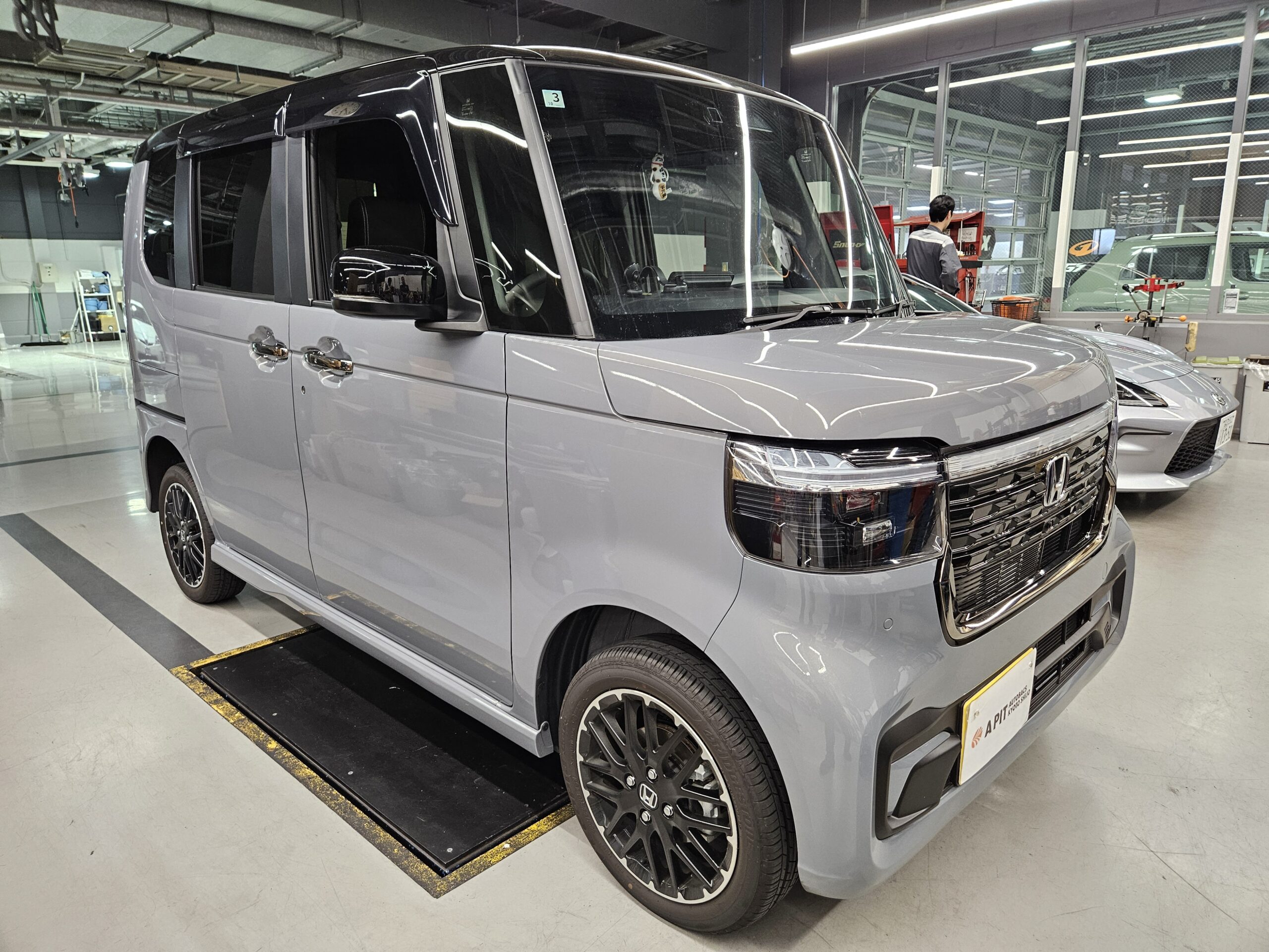 N-BOX JF6 × TANABE UNDER BRACE and BLITZ STRUT TOWER BAR