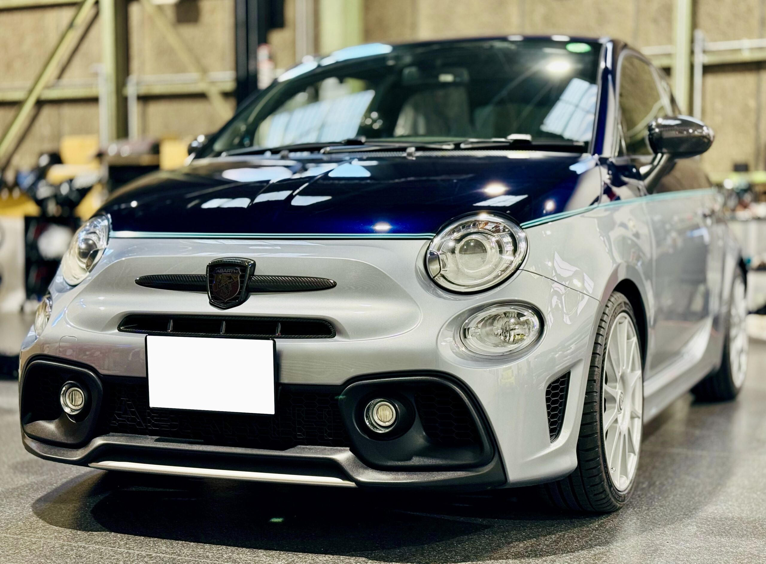 ABARTH695リヴァーレ ラヴォーノダウンサス•COXボディダンパー•フォグLED