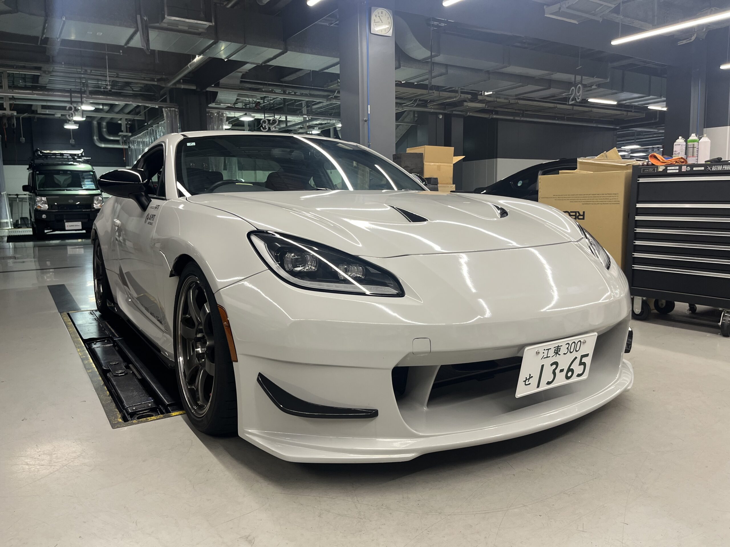 東雲GR86デモカーAPIT京都四条へ