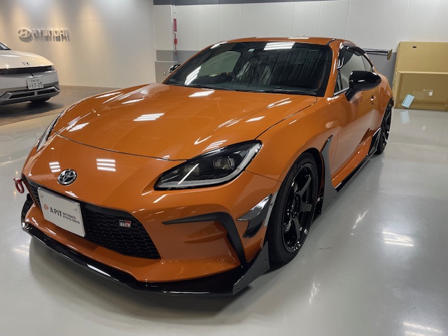 GR86にHKSエアロを取付