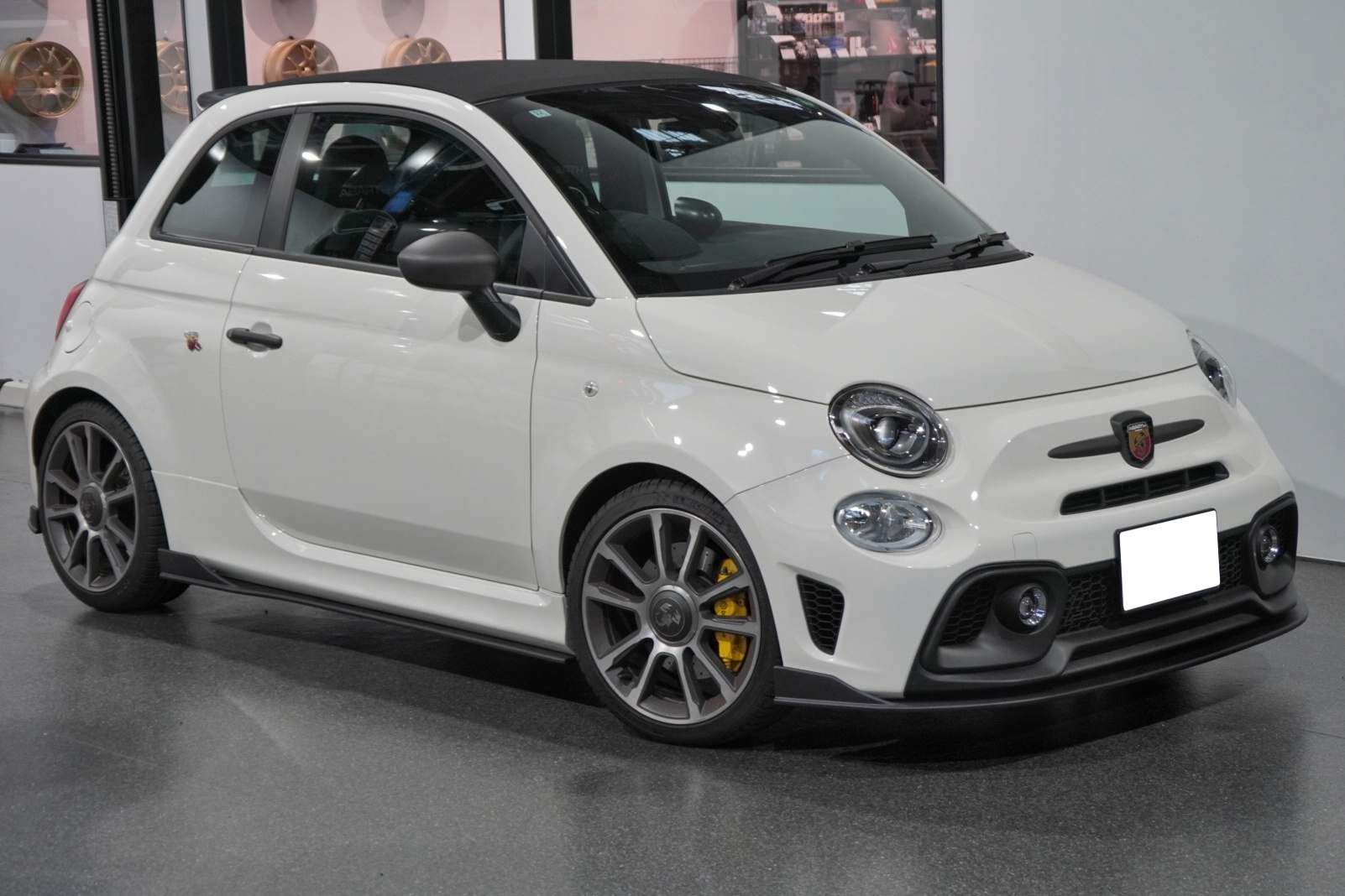 ABARTH695C TURISMO×La buonoエアロ