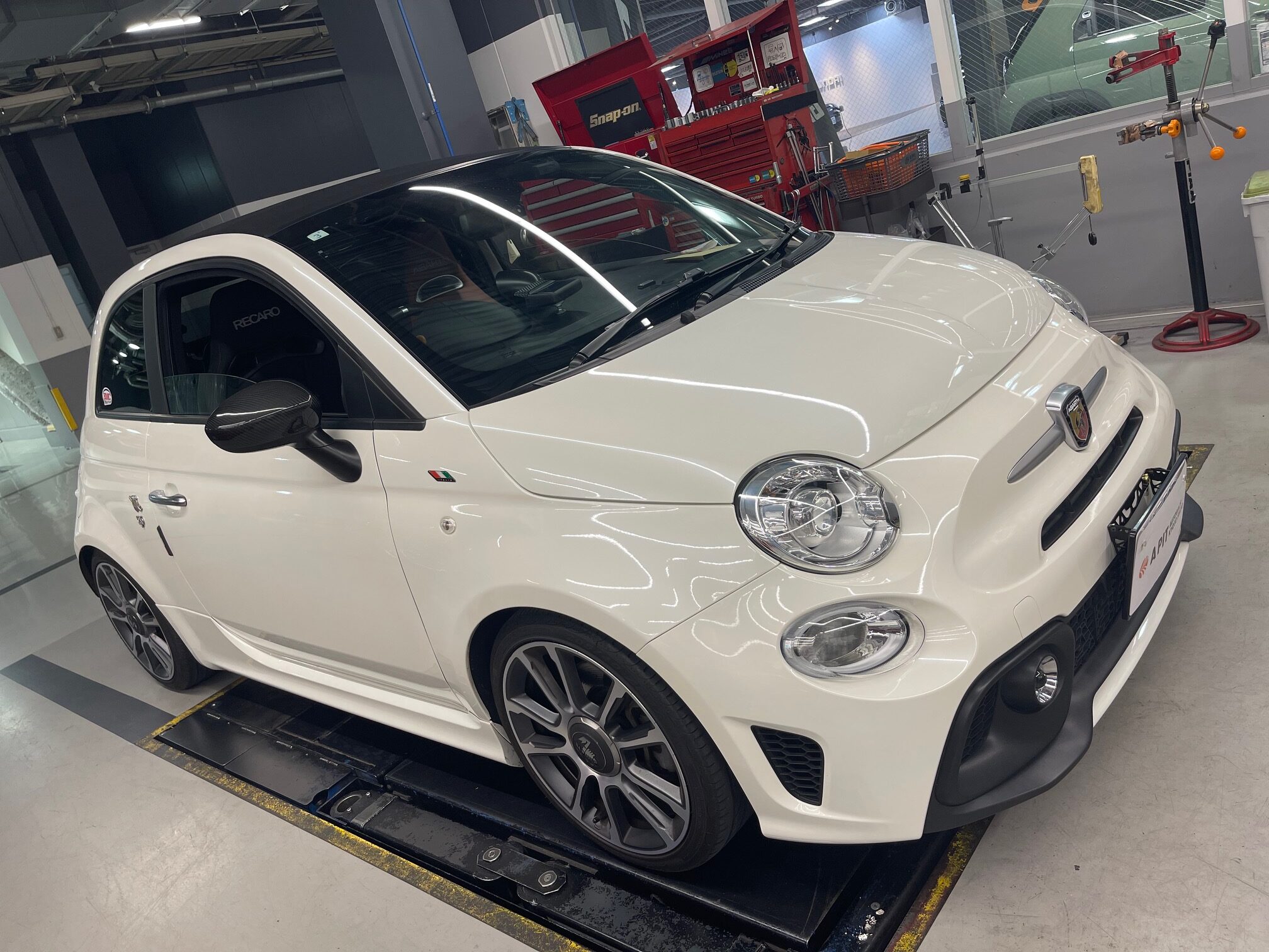 ABARTH595C × RECARO SR-S ASM LINE × DDMコラムエクステンダー ×19autodesign Tバー