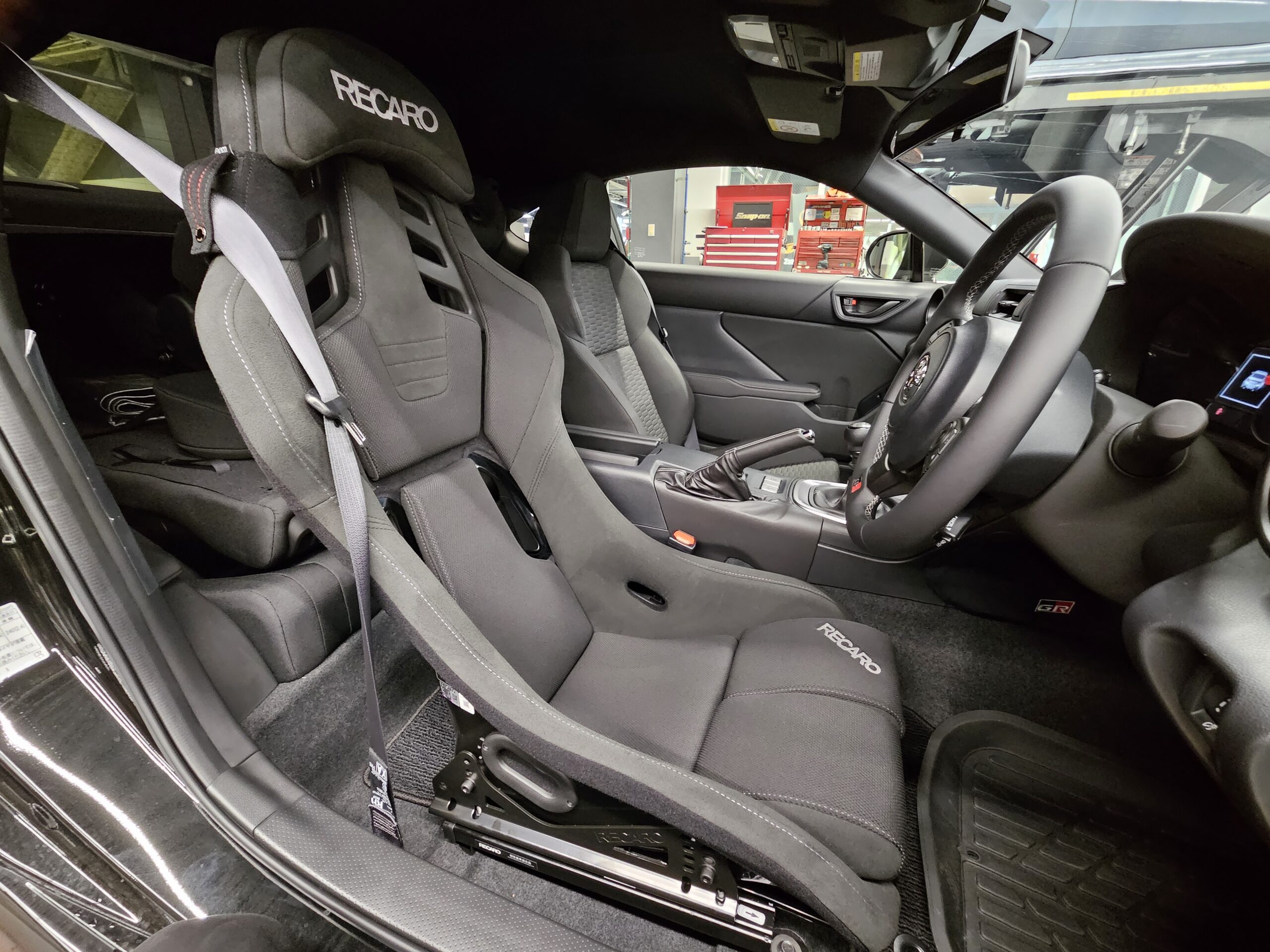 GR86 × RECARO RSS BK BK/BK