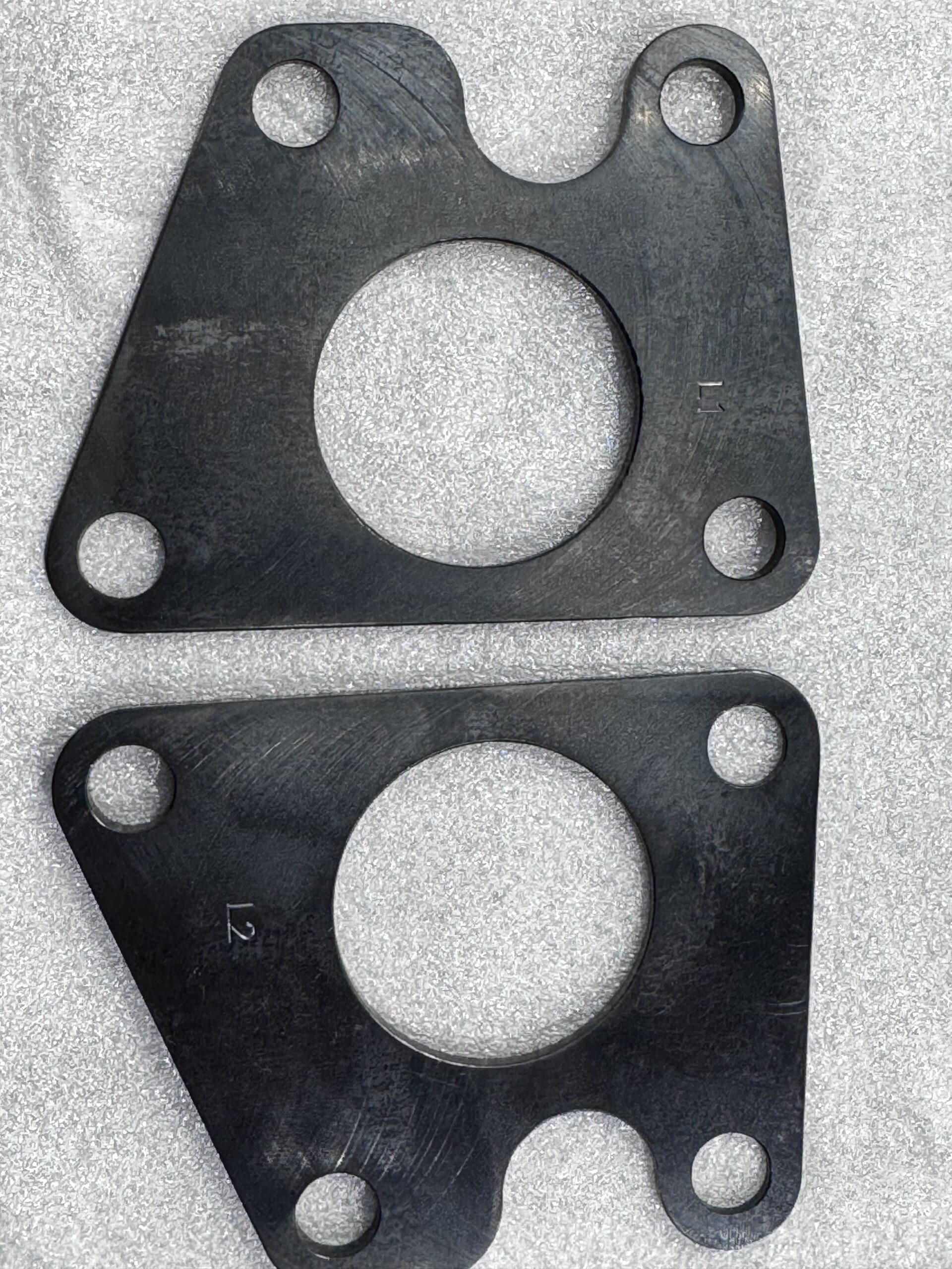 ABARTH 695 キャンバーシム/リヤメンバーボルトセット取付け