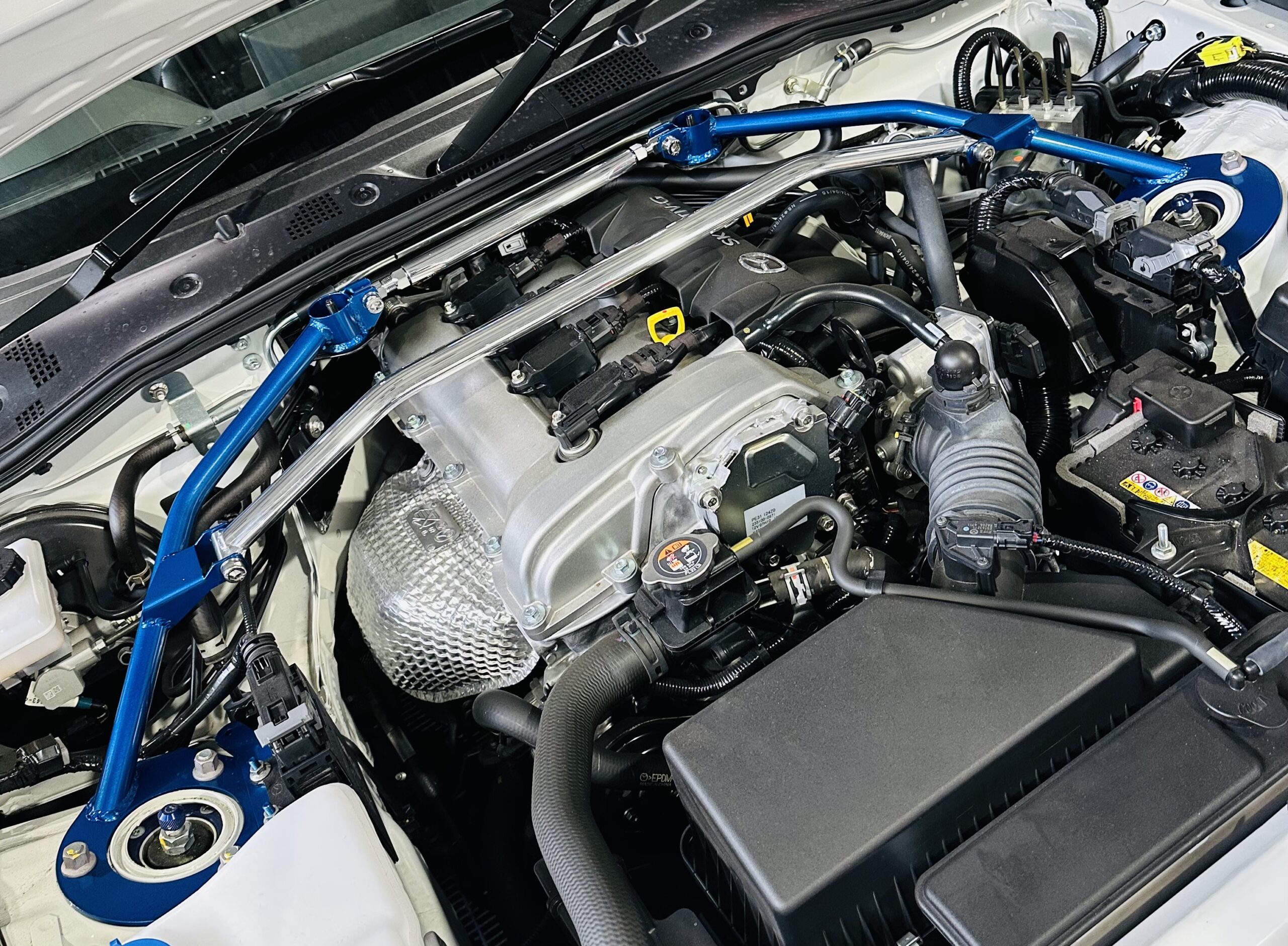 ABARTH695esseesseにラヴォーノT66-F 鍛造モノブロック | A PIT