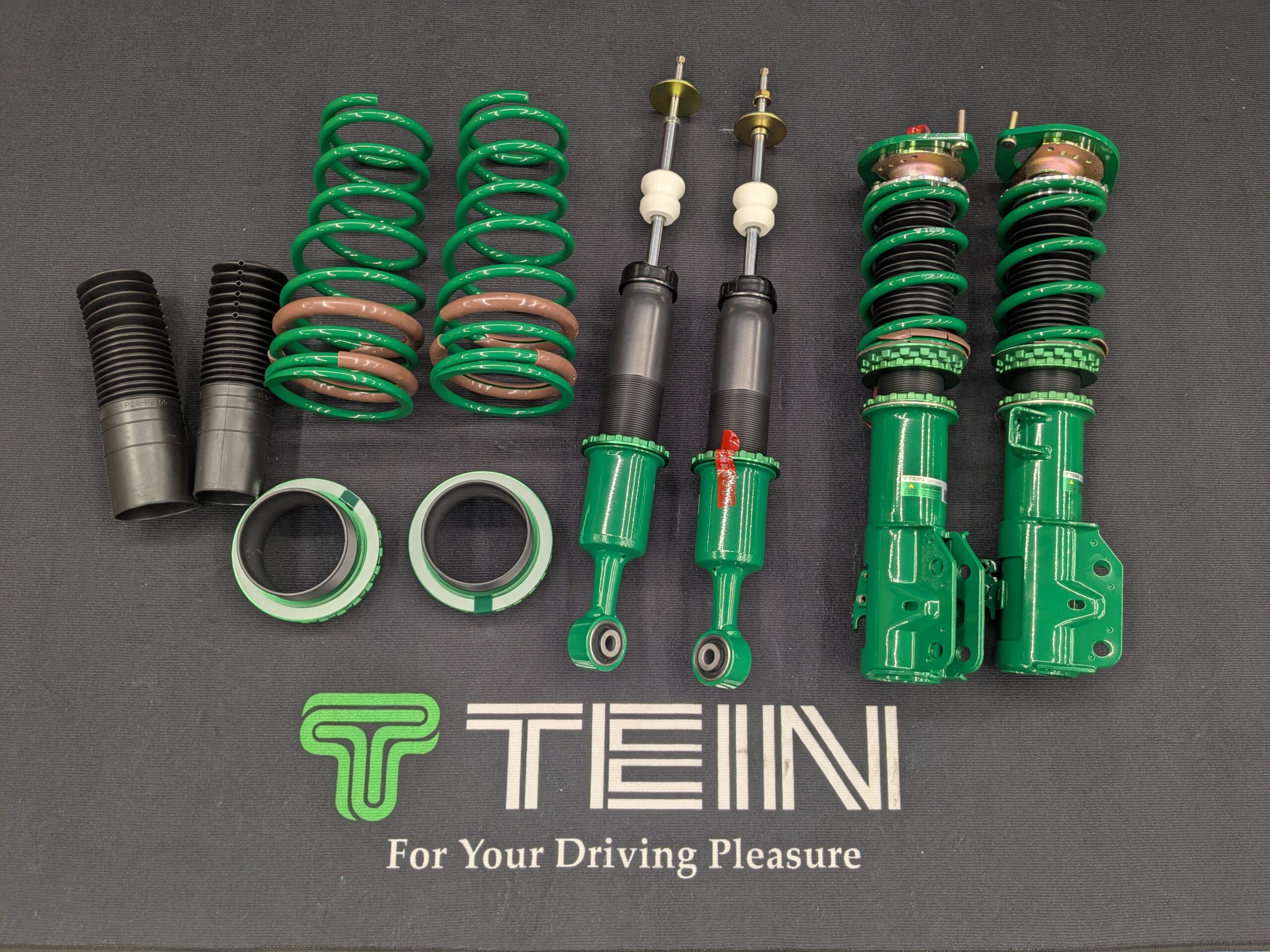 ZC33Sスイフト APITオリジナルリアスプリング装着！ | A PIT