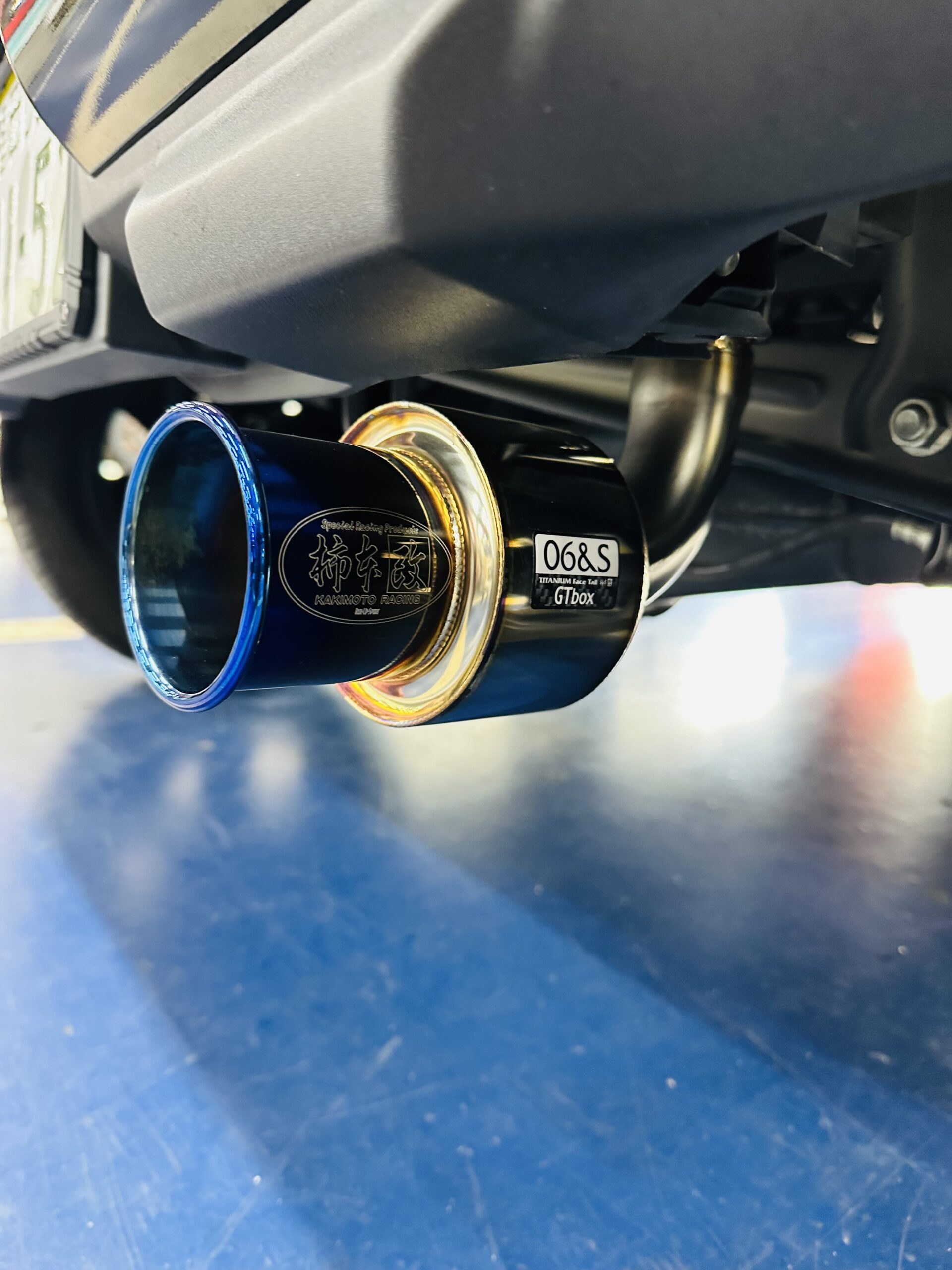 SUZUKIのハスラーにマフラー取り付け