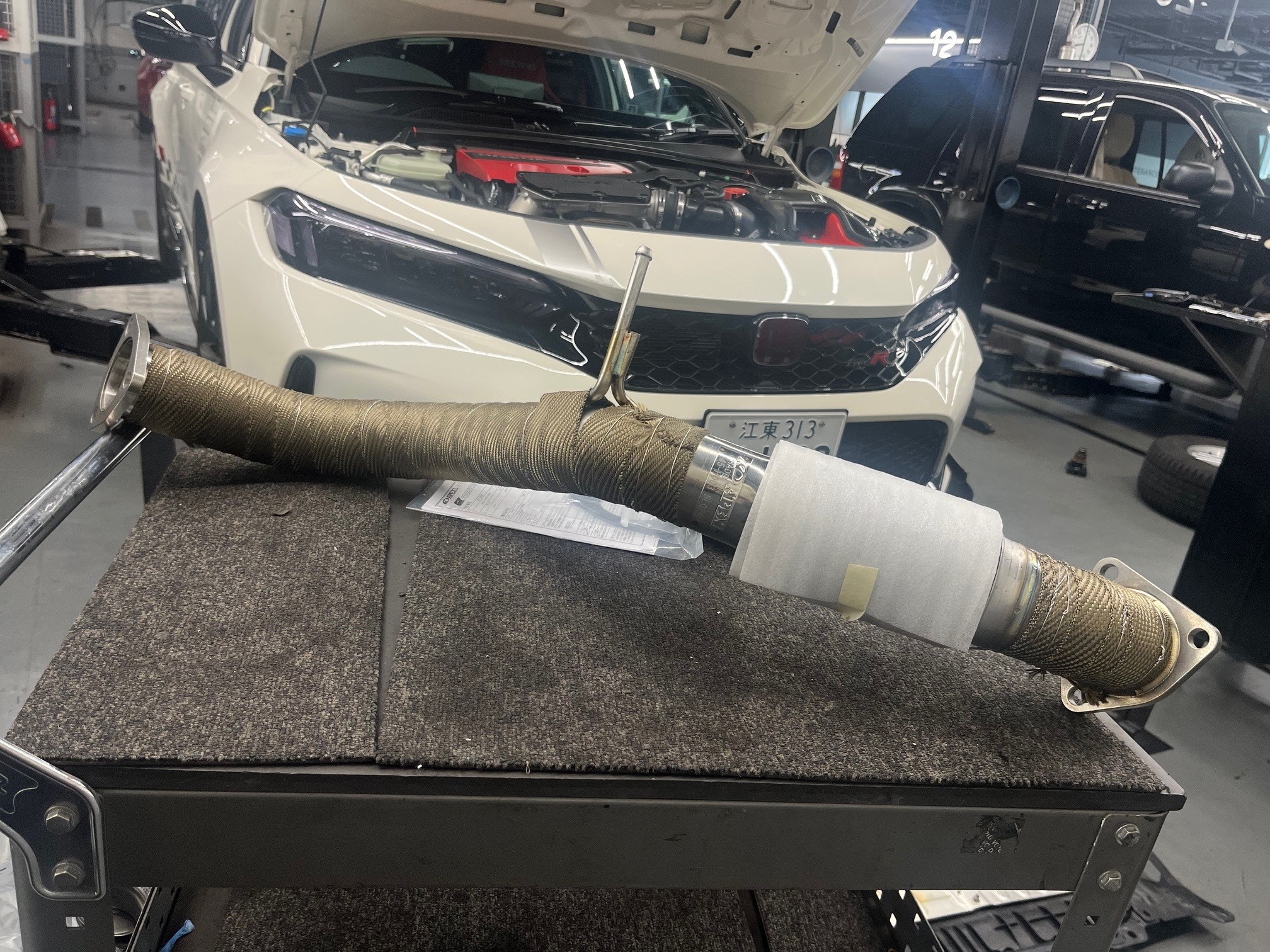 CIVIC タイプR FL5　　デモカー開発日記　　　（フロントパイプ編）