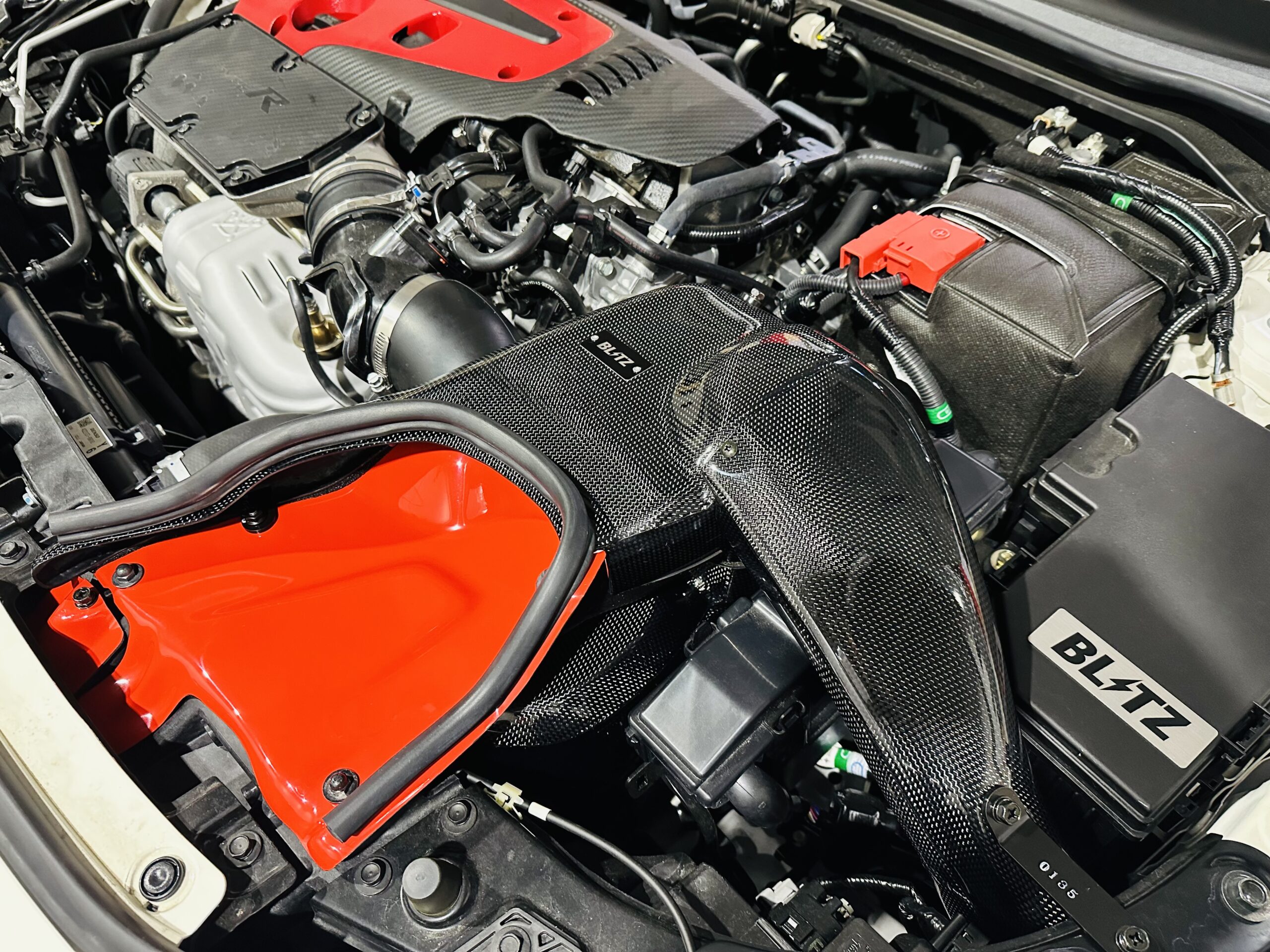 CIVIC FL5 にCARBON INTAKE SYSTEM取り付け