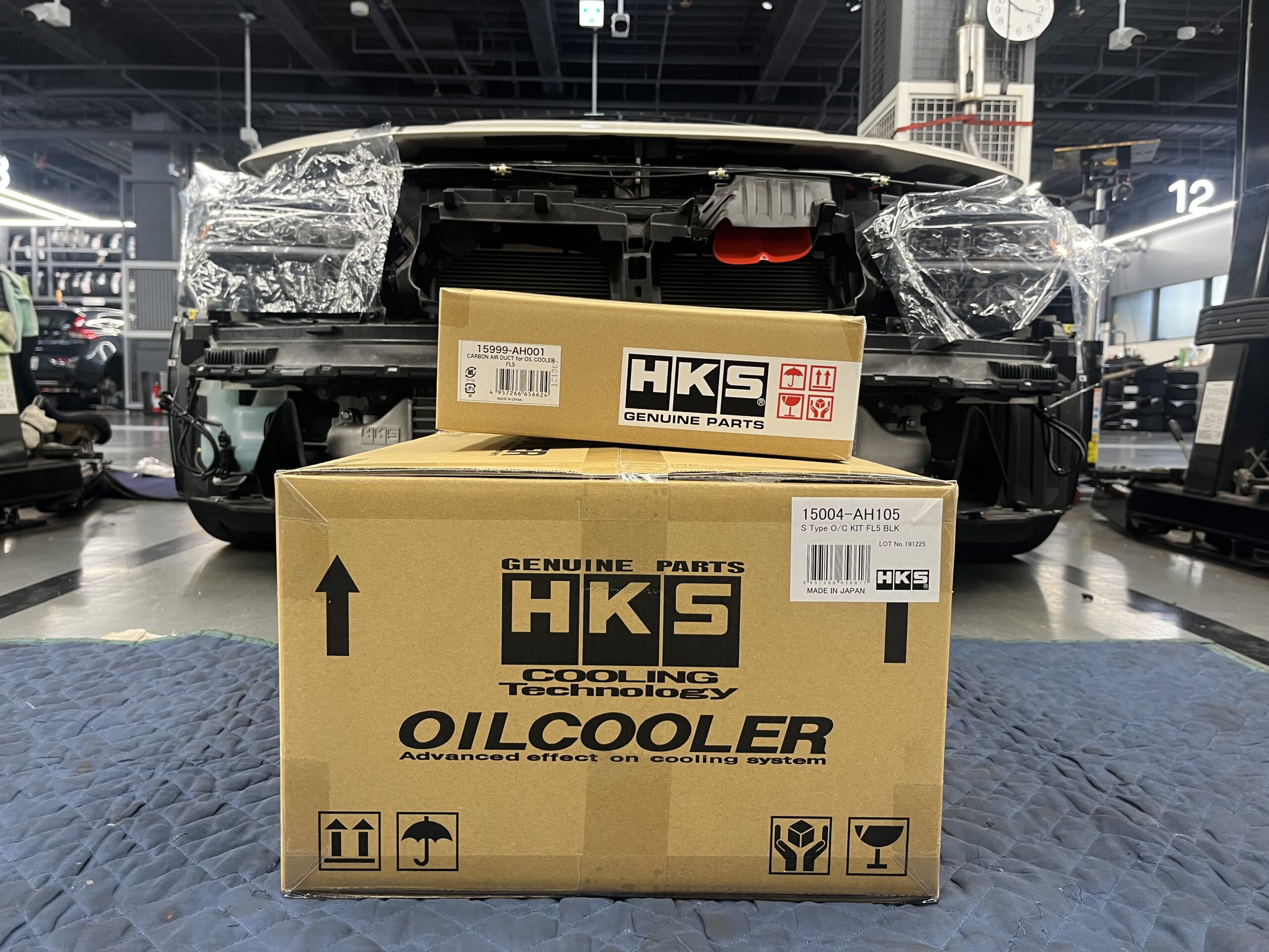 ZC33SにTM-SQUAREリアウィング | A PIT AUTOBACS