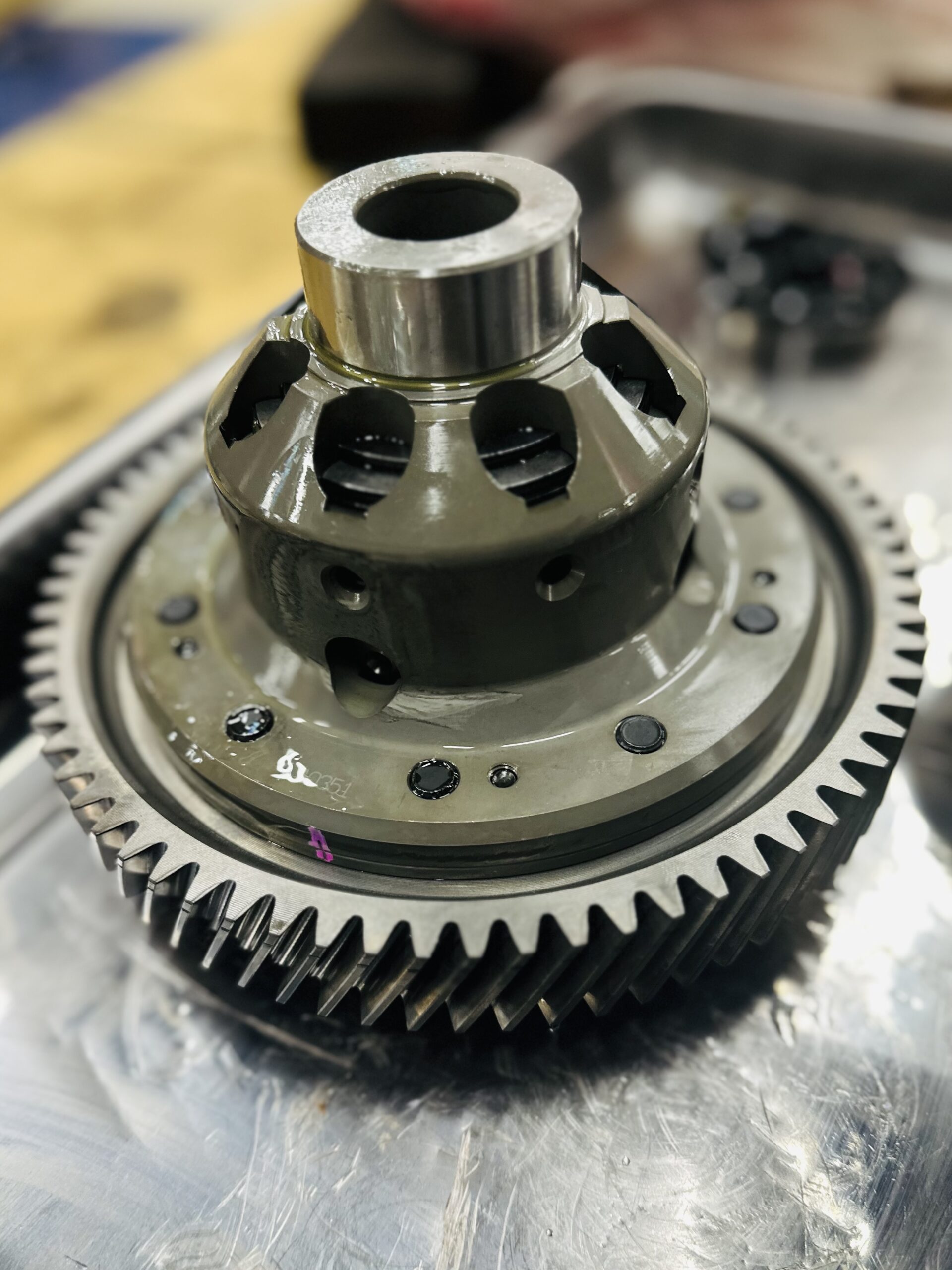 スイスポにLSD取り付け