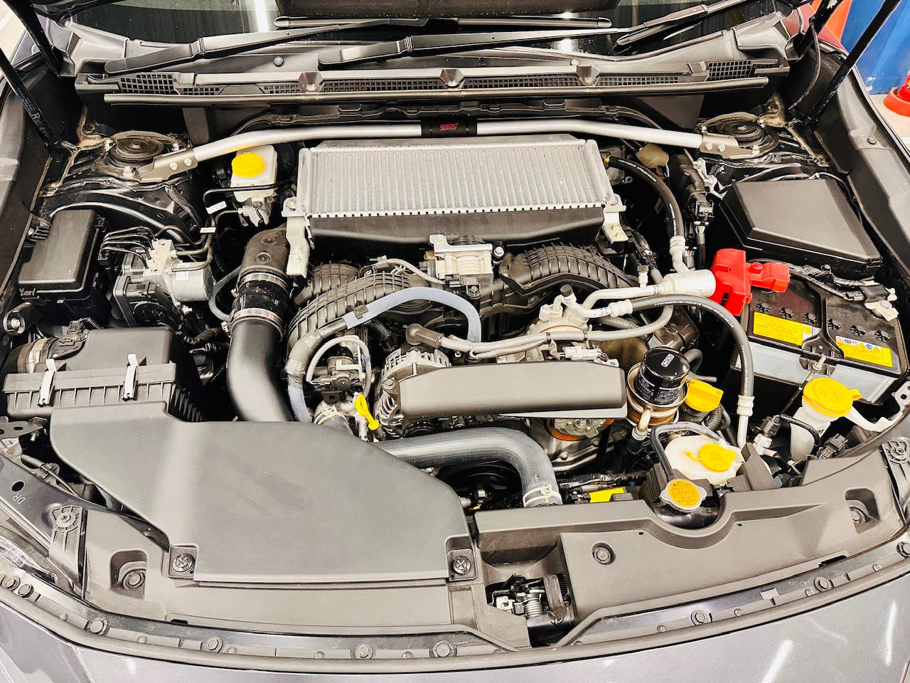 WRX VBHにターボパイプ取り付け