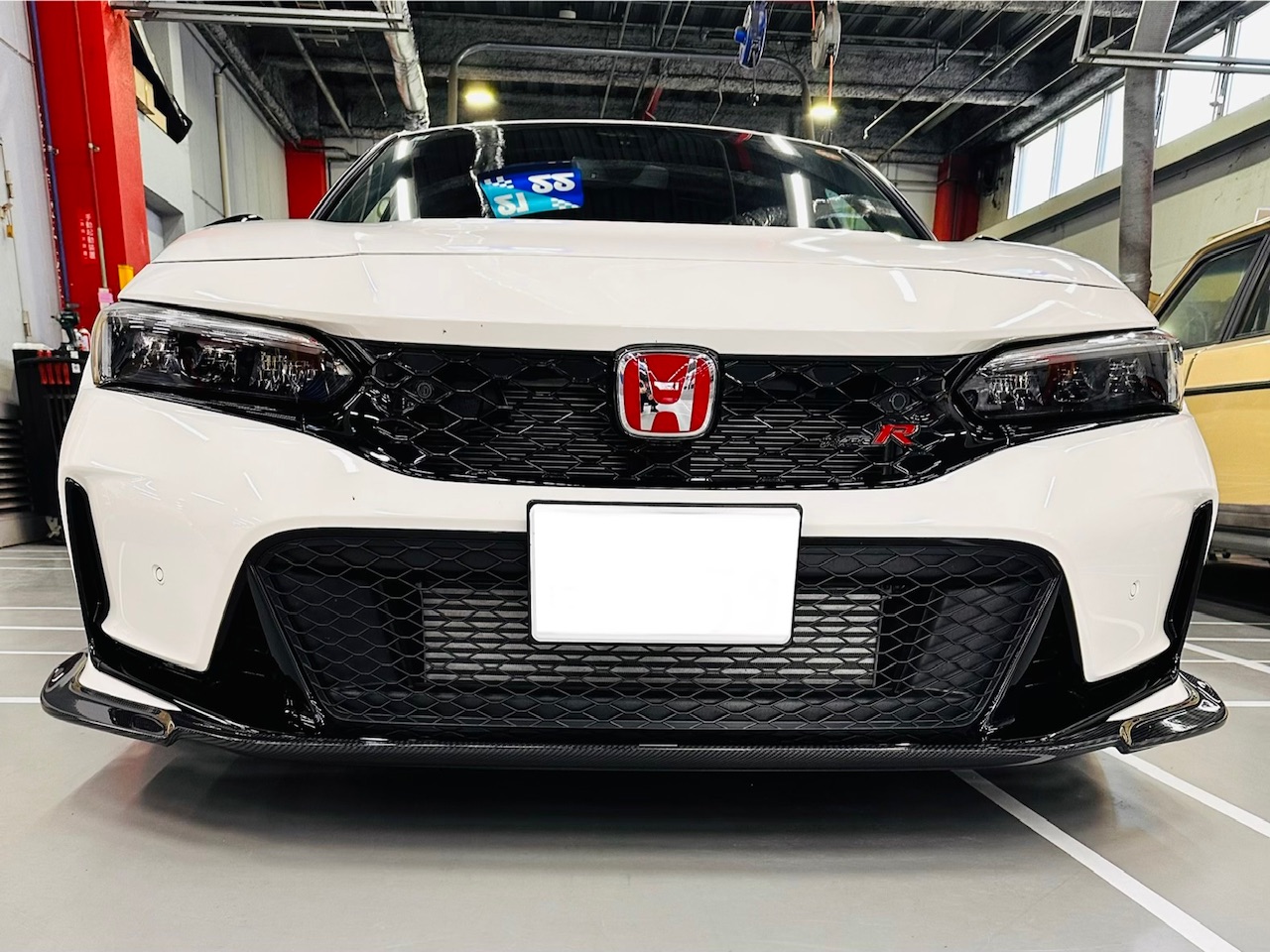 FL5シビックTYPE Rにリップスポイラー取り付け