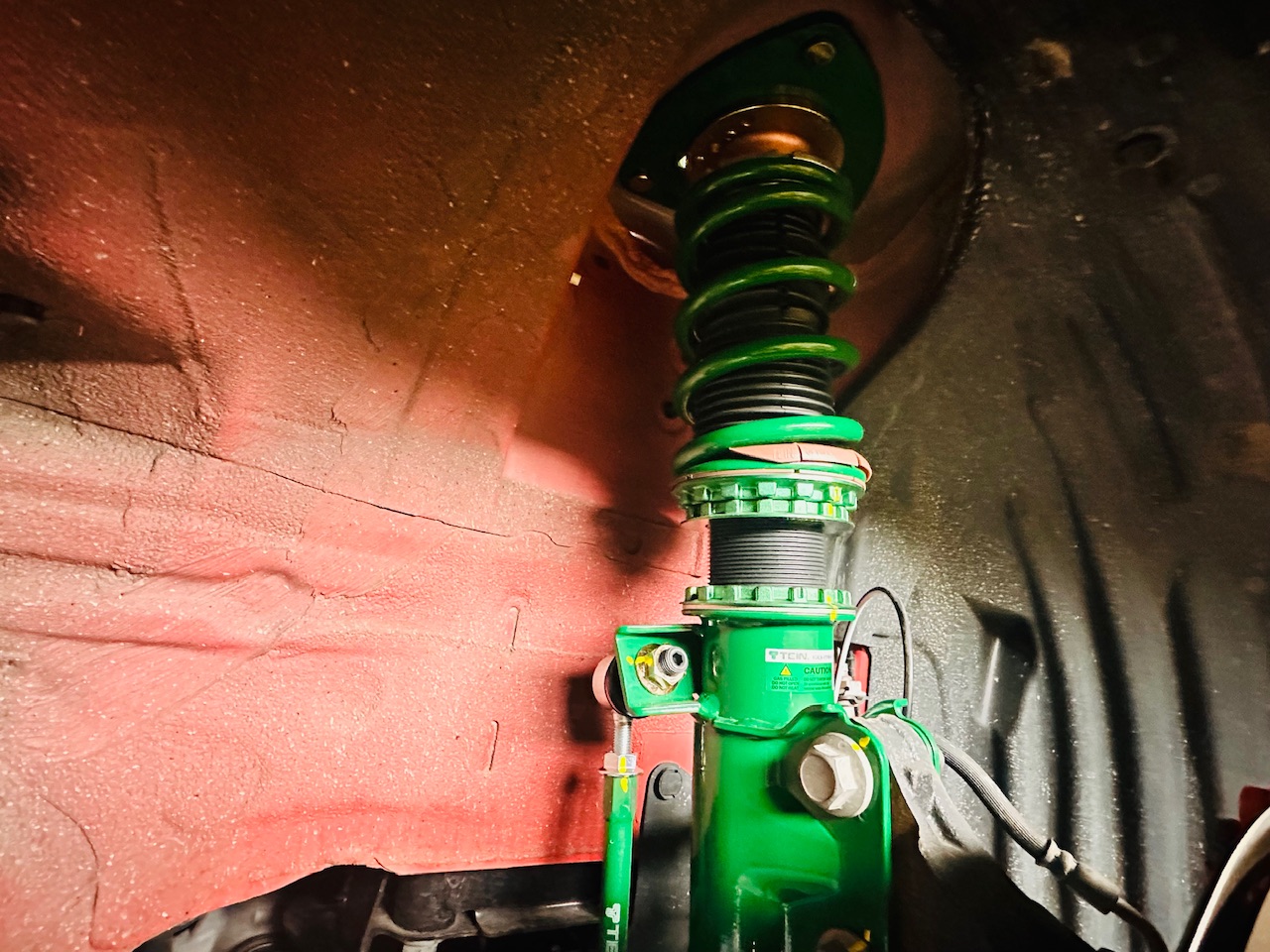 GR86に車高調取り付け