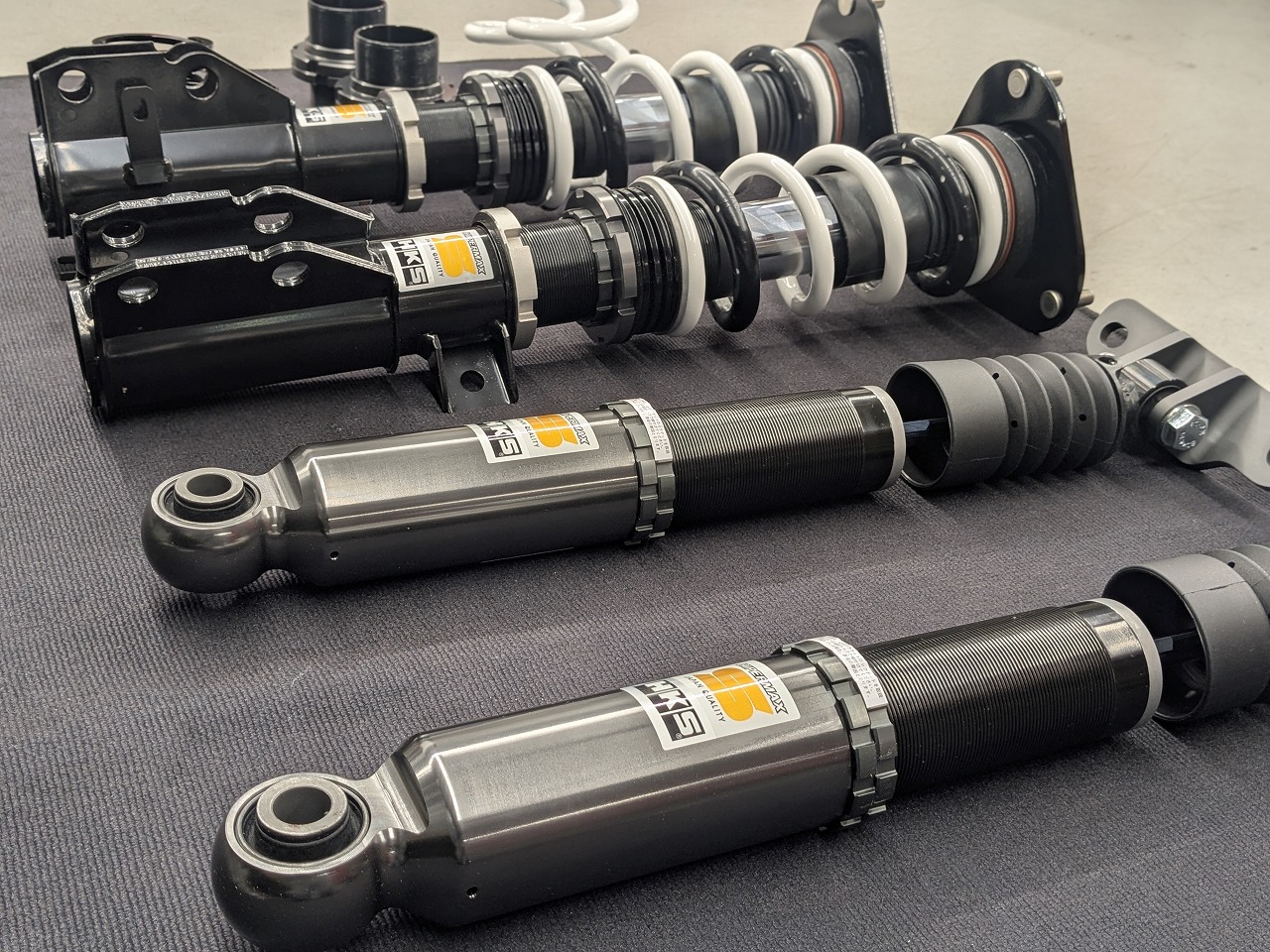 GRカローラ×HKS車高調🔧