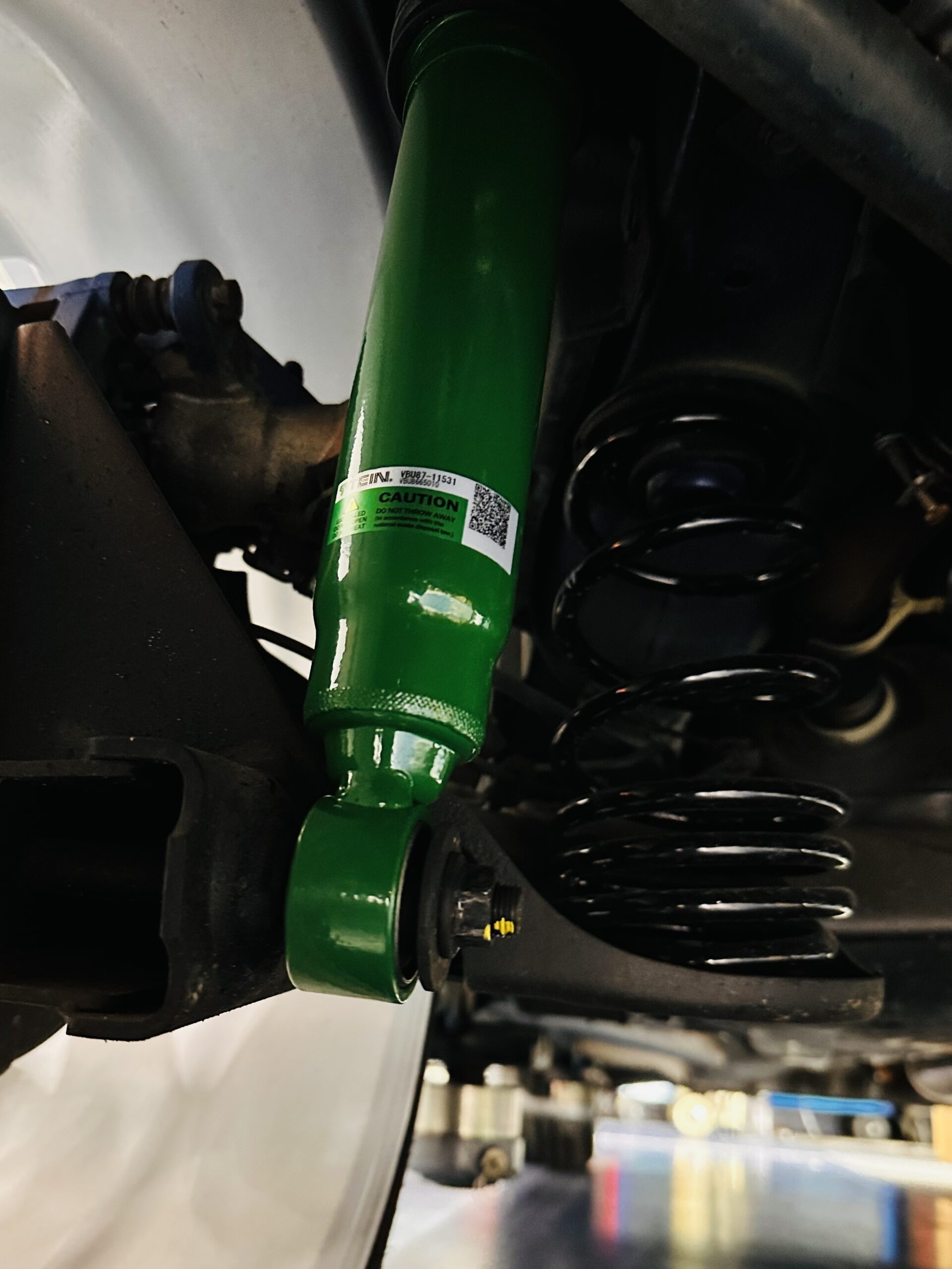 スイスポの足廻り交換