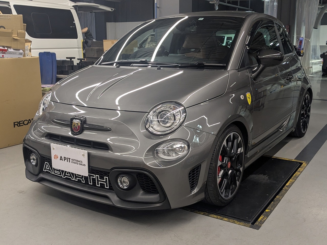 アバルト595×ボディダンパー＆リヤガーニーフラップ