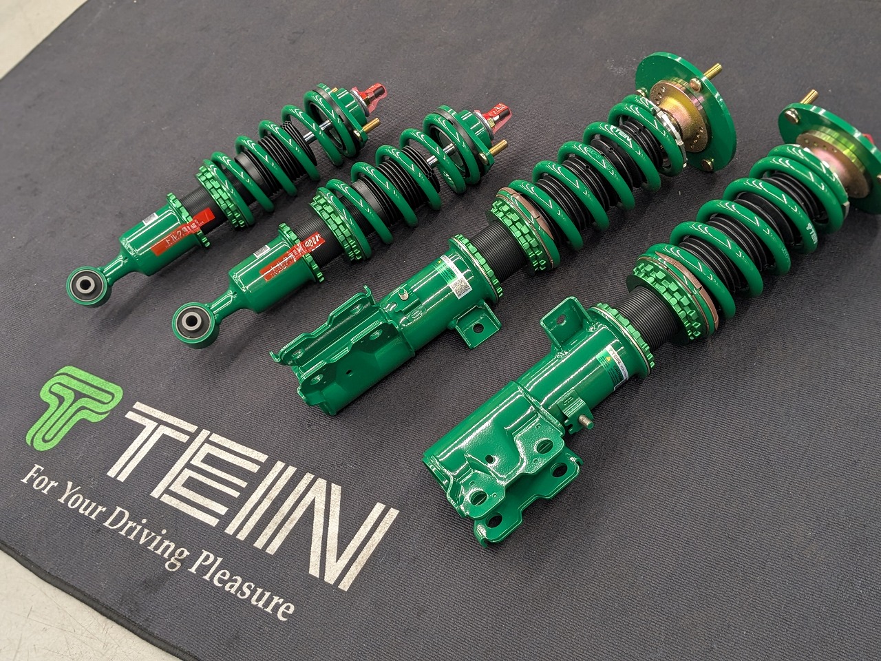 ギャランフォルテス×TEIN FLZ車高調