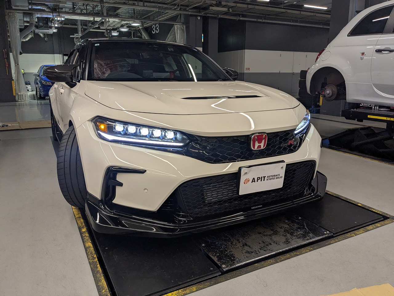 FL5×アルファレックスNOVA LEDヘッドランプ×ルーフラッピング