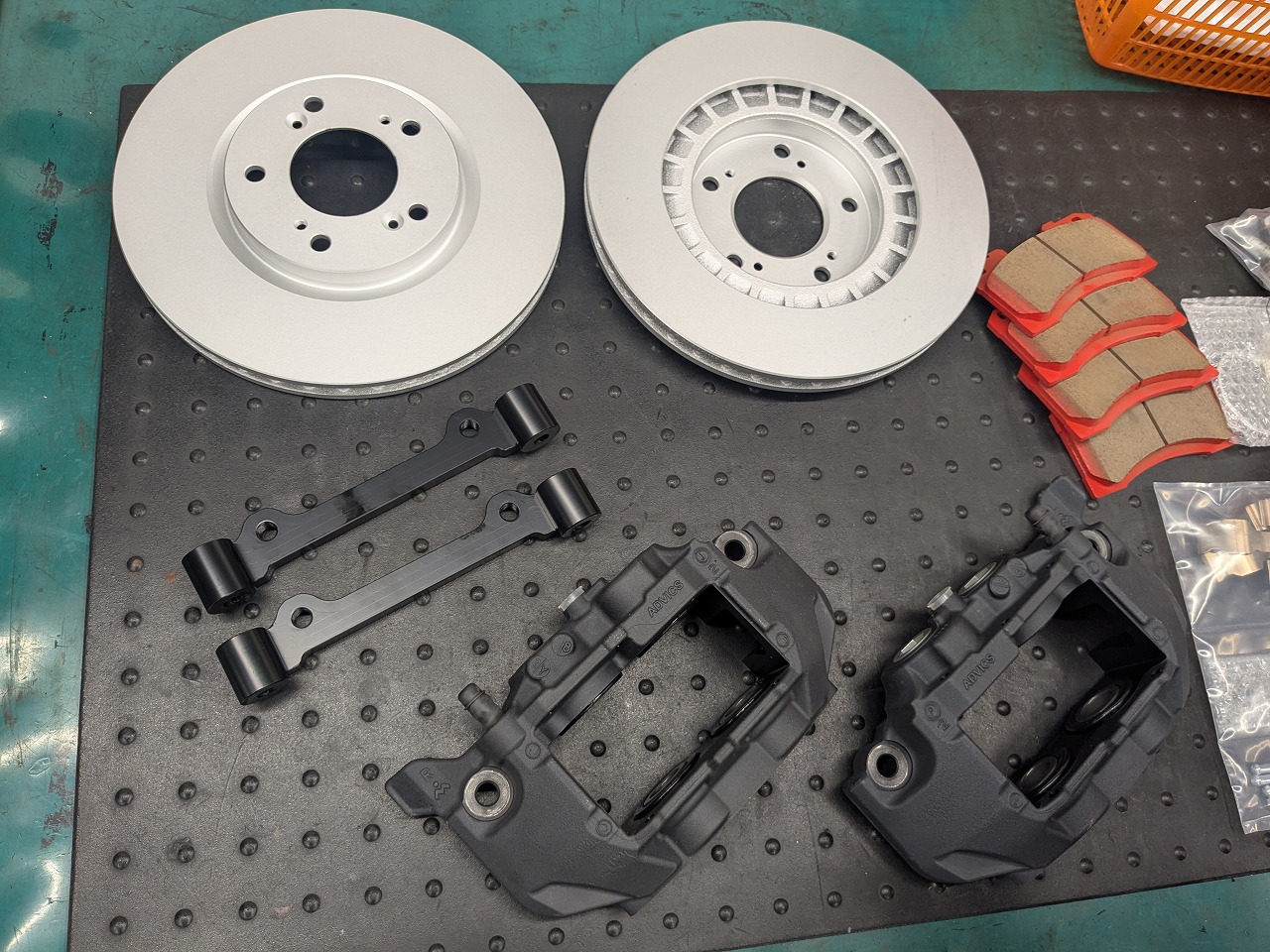 ZC33スイフト×4ＰＯＴキャリパーセット