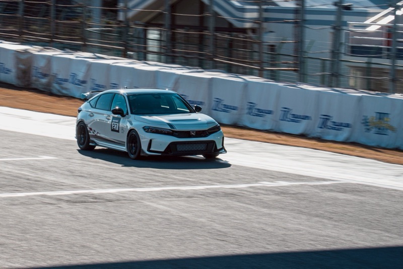 APIT 東雲　CIVIC TYPER  FL5  担当のPIT 山下です。
